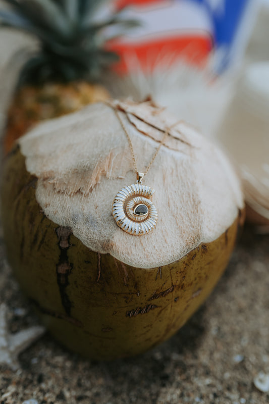 Concha de Jacinta Necklace